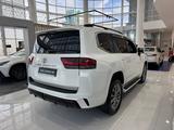 Toyota Land Cruiser Premium+ 2025 года за 76 690 000 тг. в Атырау – фото 4