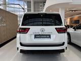 Toyota Land Cruiser Premium+ 2025 года за 76 690 000 тг. в Атырау – фото 5