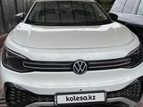 Volkswagen ID.6 2023 года за 15 500 000 тг. в Алматы