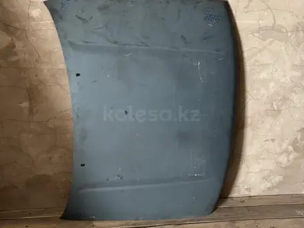 Капот за 90 000 тг. в Жезказган
