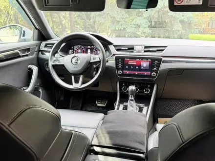 Skoda Superb 2020 года за 13 700 000 тг. в Алматы – фото 15