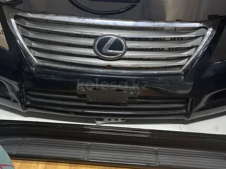 LX570 бампер передний оригинал в сборе за 6 006 тг. в Алматы – фото 3