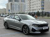 Kia K5 2022 года за 12 000 000 тг. в Астана