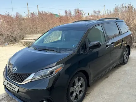 Toyota Sienna 2015 года за 14 200 000 тг. в Актау – фото 8