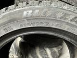 225/50R17 BRIDGESTONE BLIZZAK REVO GZ. за 45 000 тг. в Алматы – фото 3