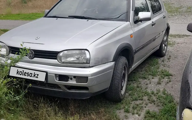 Volkswagen Golf 1993 годаүшін1 200 000 тг. в Талдыкорган