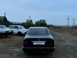 Mercedes-Benz E 200 1994 года за 950 000 тг. в Сатпаев – фото 2