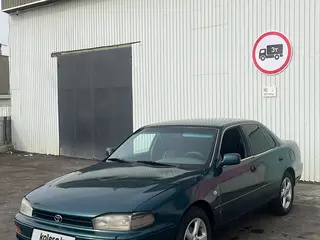 Toyota Camry, 1992