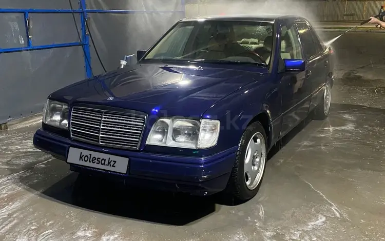 Mercedes-Benz E 280 1993 годаүшін2 000 000 тг. в Караганда