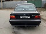 BMW 740 1995 года за 3 200 000 тг. в Тараз – фото 2