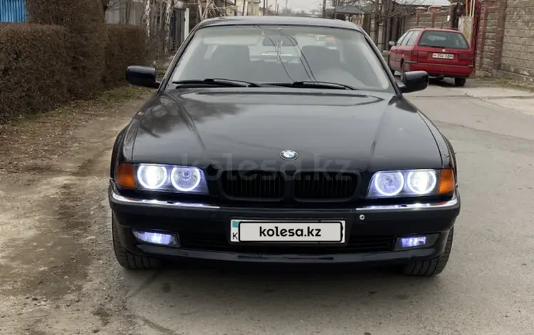 BMW 740 1995 годаүшін32 000 000 тг. в Тараз