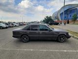 Mercedes-Benz E 230 1992 года за 1 300 000 тг. в Тараз – фото 2