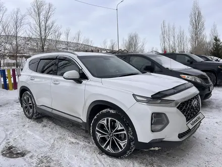 Hyundai Santa Fe 2019 года за 14 700 000 тг. в Усть-Каменогорск – фото 2