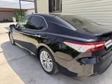 Toyota Camry 2018 годаүшін15 500 000 тг. в Шымкент – фото 4