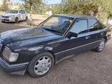 Mercedes-Benz E 200 1993 года за 1 200 000 тг. в Балхаш – фото 3