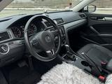 Volkswagen Passat 2015 годаүшін5 500 000 тг. в Уральск – фото 5