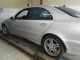 Mercedes-Benz E 320 2003 годаүшін9 000 000 тг. в Талдыкорган – фото 5