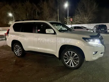 Toyota Land Cruiser Prado 2017 года за 22 000 000 тг. в Уральск – фото 2