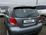 Chevrolet Aveo 2006 года за 2 600 000 тг. в Атырау – фото 3