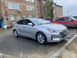 Hyundai Elantra 2019 годаfor5 500 000 тг. в Атырау – фото 2