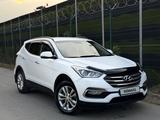 Hyundai Santa Fe 2017 года за 9 100 000 тг. в Алматы