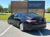 Toyota Camry Luxe 2019 года за 14 190 000 тг. в Кокшетау – фото 3