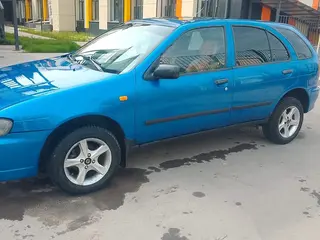 Nissan Almera