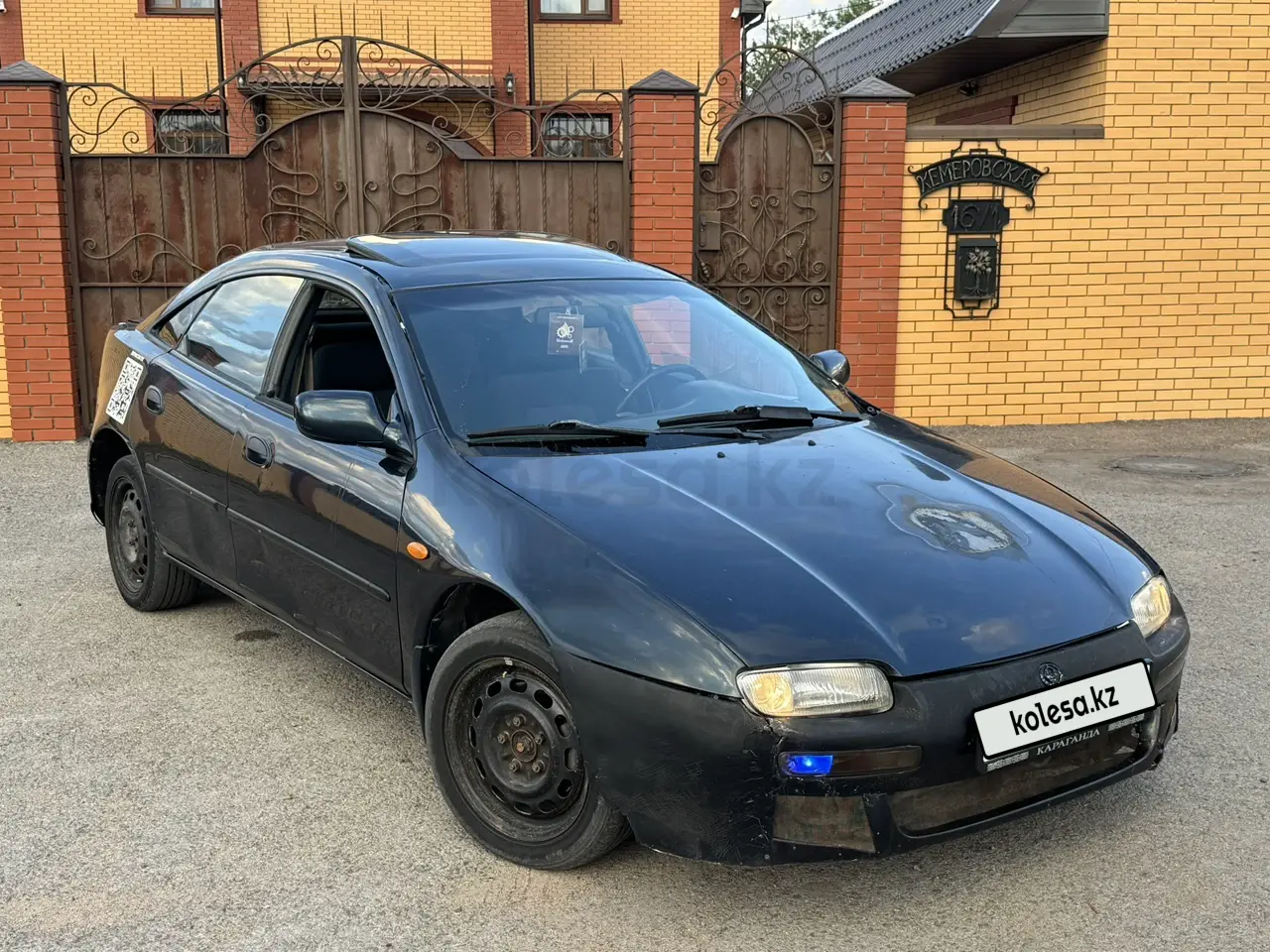 Mazda 323, 1995
