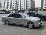 Mercedes-Benz E 320 2001 года за 4 500 000 тг. в Жанаозен – фото 4