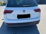 Volkswagen Tiguan 2017 года за 13 000 000 тг. в Атырау – фото 2