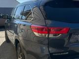 Toyota Highlander 2017 года за 12 500 000 тг. в Уральск – фото 4