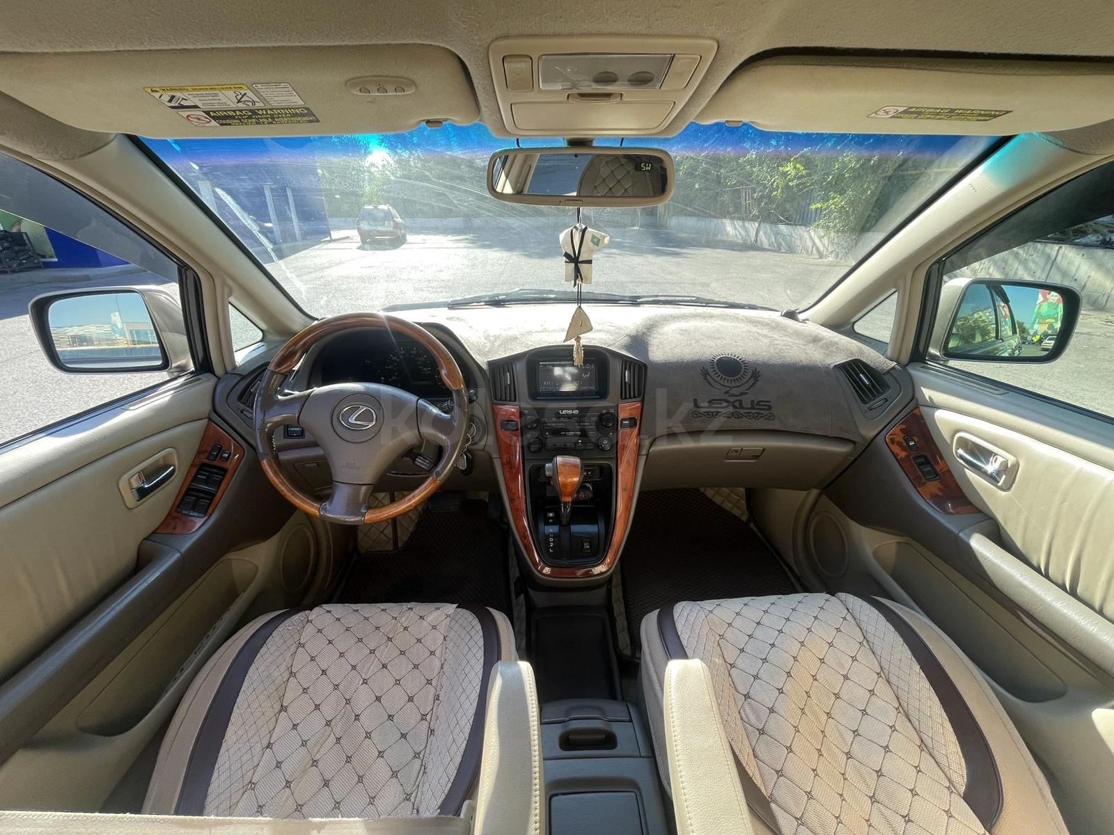 Lexus RX 300 2001 г.