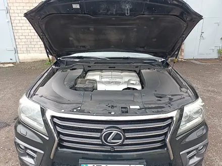 Lexus LX 570 2013 года за 26 000 000 тг. в Экибастуз – фото 12