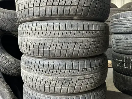 215/60R17 BRIDGESTONE BLIZZAK REVO GZ. за 75 000 тг. в Алматы