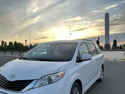 Toyota Sienna 2013 года за 13 500 000 тг. в Тараз – фото 3