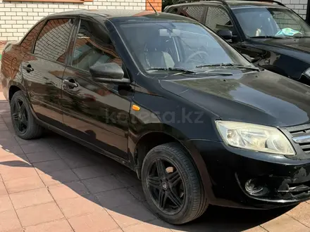 ВАЗ (Lada) Granta 2190 2014 года за 2 500 000 тг. в Актобе – фото 2