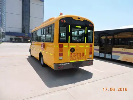 Yutong  продам школьный автобус 2022 года за 38 990 000 тг. в Алматы – фото 10