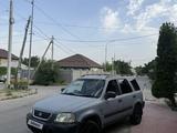 Honda CR-V 1996 года за 1 750 000 тг. в Шымкент – фото 2