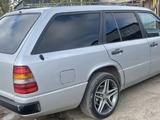 Mercedes-Benz E 320 1995 годаfor2 000 000 тг. в Караганда – фото 5