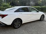 Hyundai Elantra 2024 года за 9 000 000 тг. в Алматы – фото 2