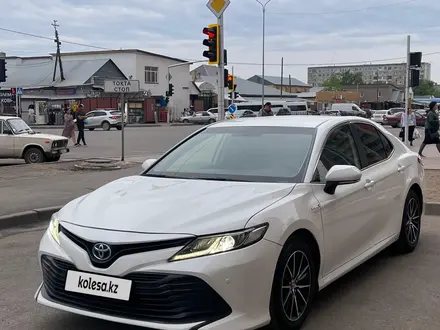Toyota Camry 2019 года за 8 999 999 тг. в Астана – фото 2