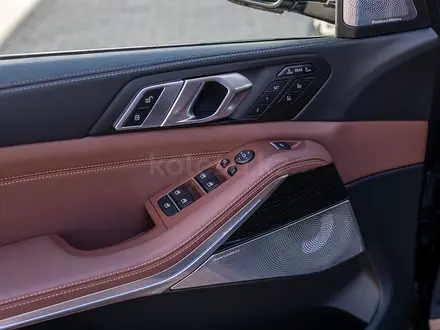 BMW X7 XDrive 40i 2025 года за 91 116 734 тг. в Астана – фото 4