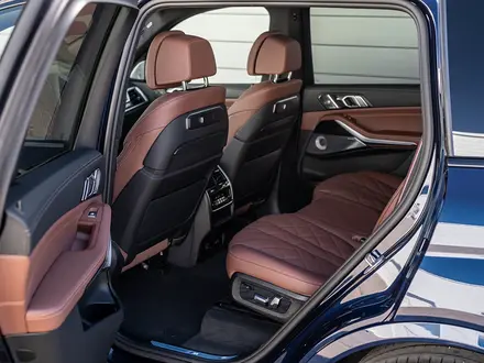 BMW X7 XDrive 40i 2025 года за 91 116 734 тг. в Астана – фото 8