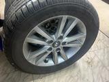 Липучка (всесезонные) шины за 80 000 тг. в Актобе