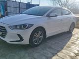 Hyundai Elantra 2018 года за 7 400 000 тг. в Уральск