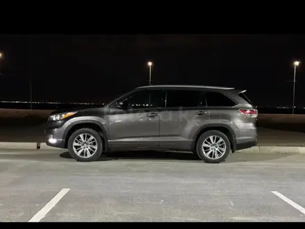 Toyota Highlander 2014 года за 13 800 000 тг. в Атырау – фото 3
