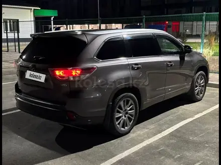Toyota Highlander 2014 года за 13 800 000 тг. в Атырау – фото 2