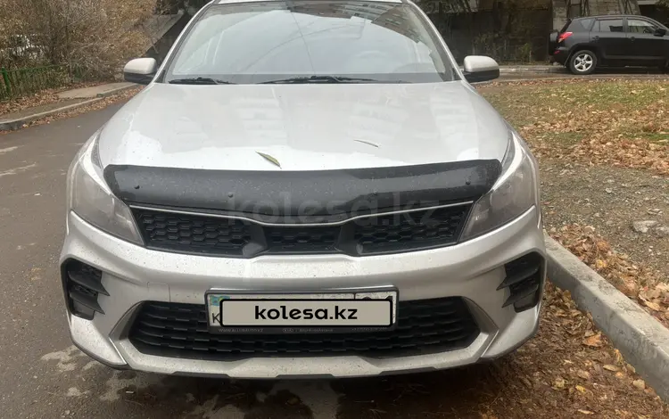 Kia Rio X-Line 2021 годаfor7 800 000 тг. в Астана