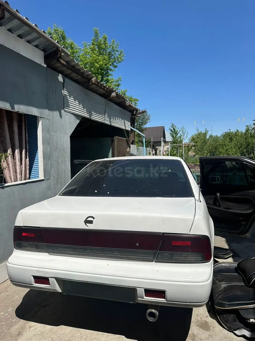 Nissan Maxima, 1992