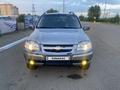 Chevrolet Niva 2010 годаfor3 900 000 тг. в Кокшетау – фото 3